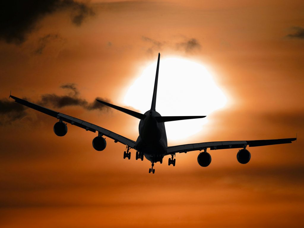 How Airlines Can Transition to Sustainable Aviation Fuel: A Practical Guide